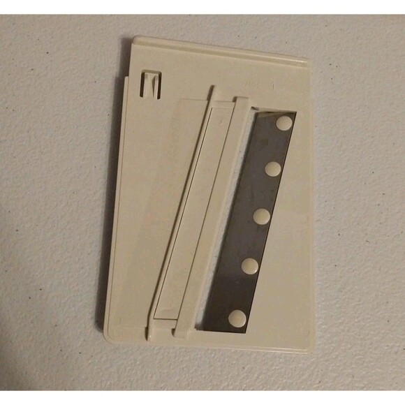 *Replacement* Pampered Chef Crinkle Fry Julienne Blade Slice & Grate Mandoline - Picture 4 of 4